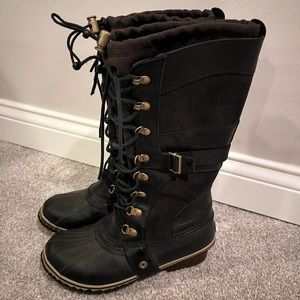 Black Sorel Snow Rain Boots size 8
